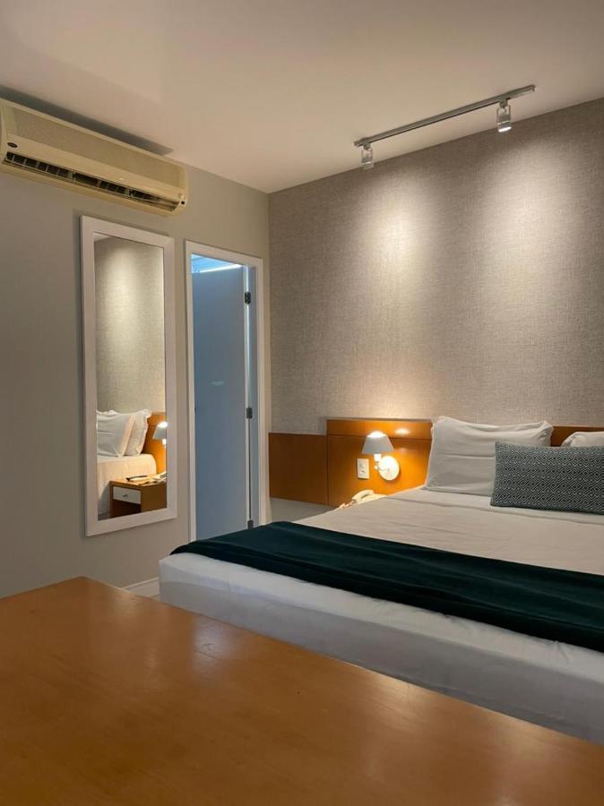 Flat Iate Clube Home Experience Praia Do Canto Vitoria Exterior photo